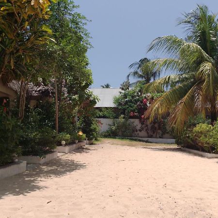 H & H Bungalows Нунгви Экстерьер фото